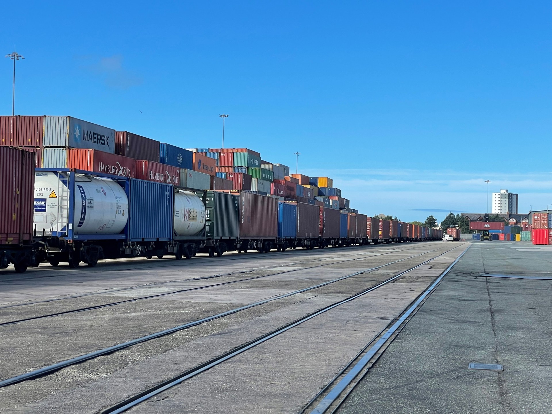 Background image - Train service - POL