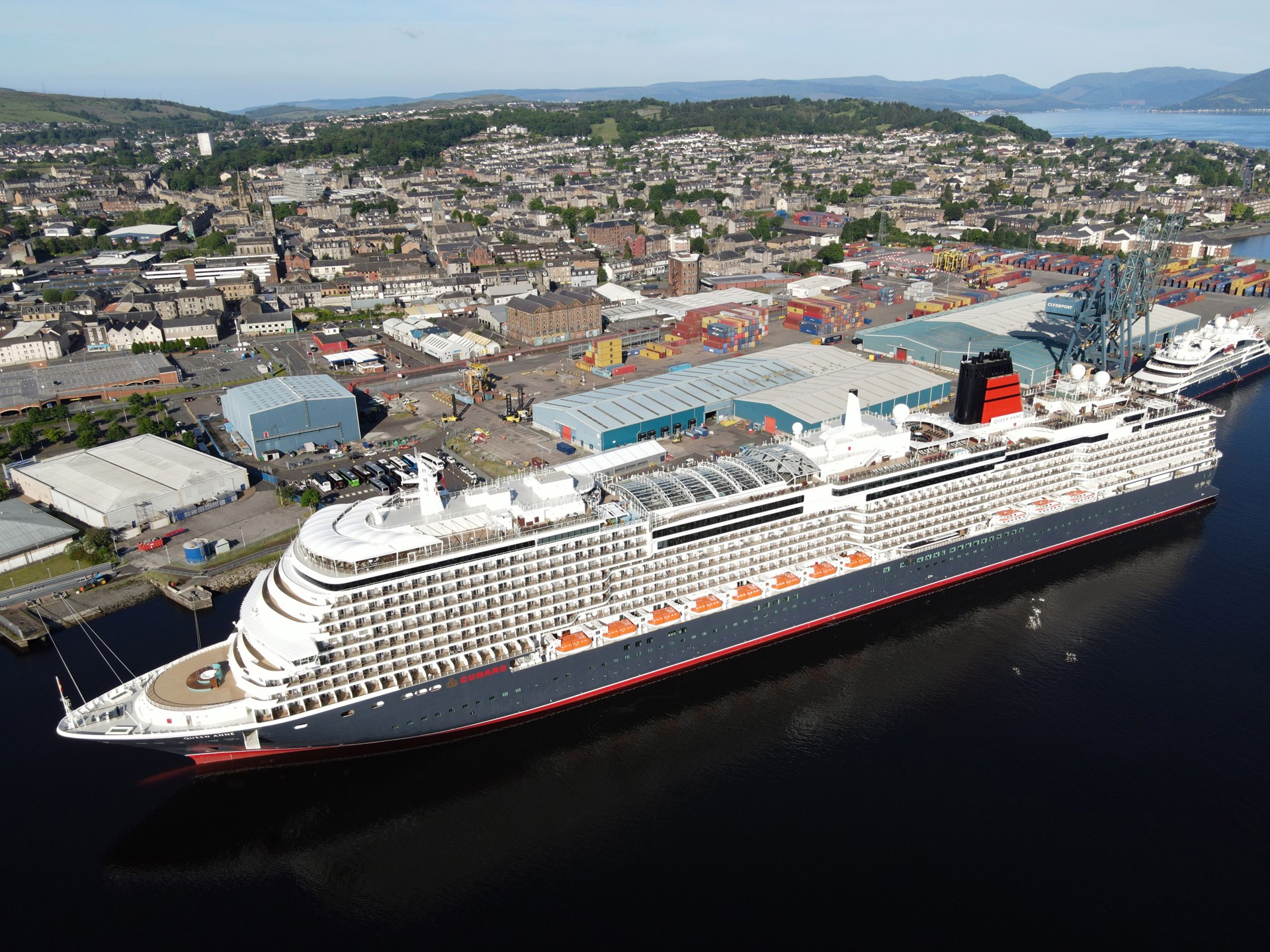 Background image - Queenanne (1)