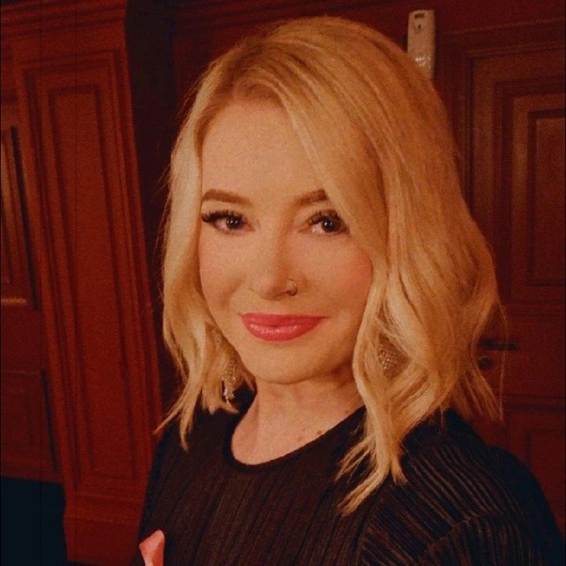 Background image - Emall Snell