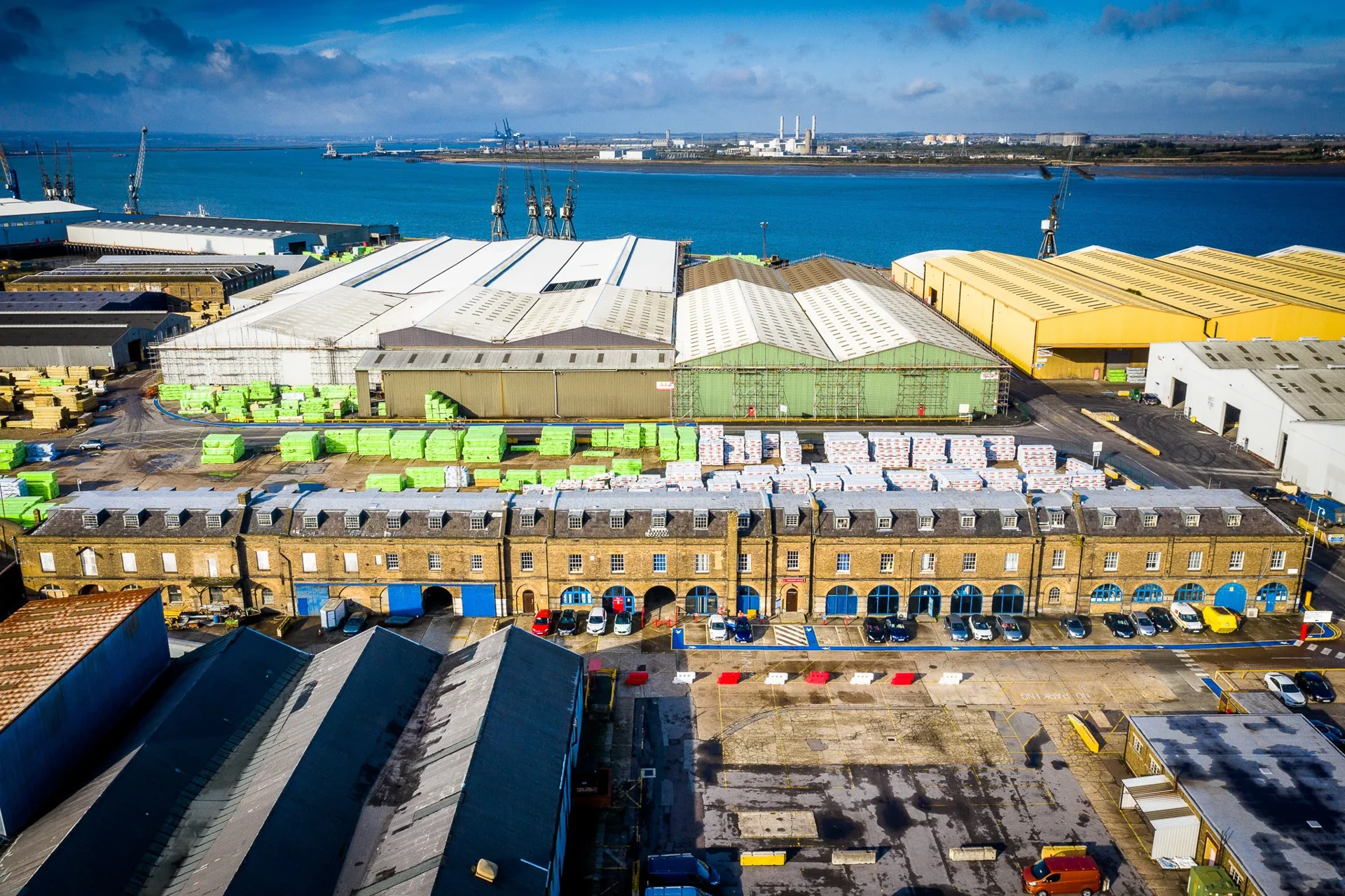Background image - Londonmedway3